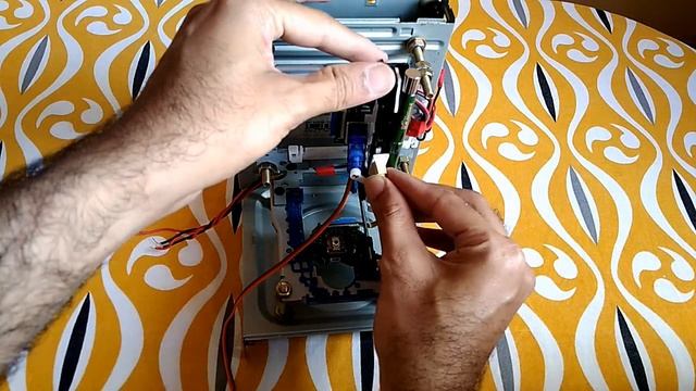 How to make a mini CNC plotter - drawing machine at home with Arduino and Motor shield L293d смотреть онлайн