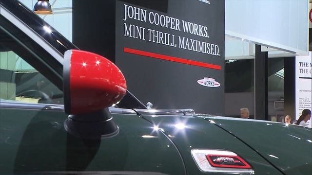 MINI John Cooper Works Clubman - Paris Motor Show смотреть онлайн