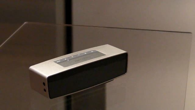 Bose SoundLink Mini Bluetooth Speaker Hands-on смотреть онлайн