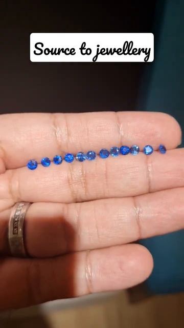 Blue sapphires before and after the setting. #highjewellery #bespoke смотреть онлайн