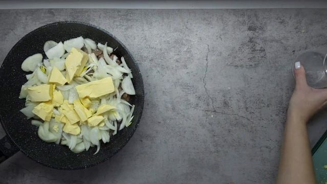 Мой любимый рецепт приготовления тушеной говядины. Мясо рассыпается и тает! смотреть онлайн