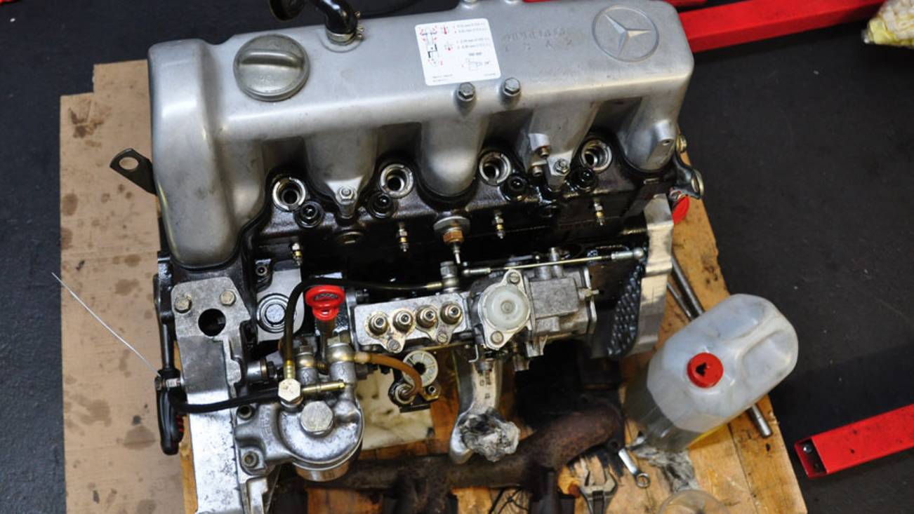 УазТех: Сборка двигателя Om616, ЧАСТЬ 7 - Первый запуск, проверка зажигания дизельным стробоскопом