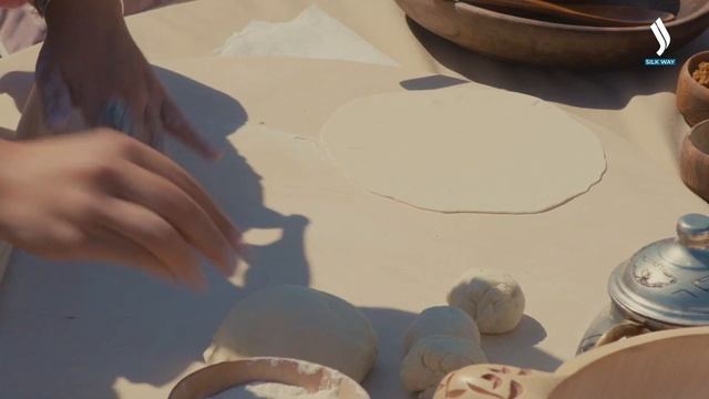 Дасторкондун берекеси - нан. Катырма нанды кантип бышыруу керек? | Taste Kazakhstan смотреть онлайн