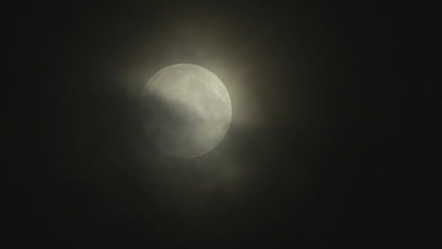 Луна. смотреть онлайн