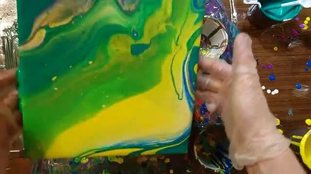 Акриловая заливка Fluid art Лимонная река смотреть онлайн