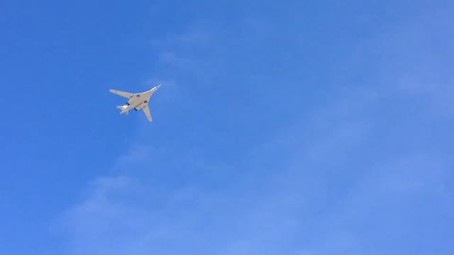 Воздушная часть генеральной репетиции Парада в честь 70-летия Великой Победы (1) смотреть онлайн