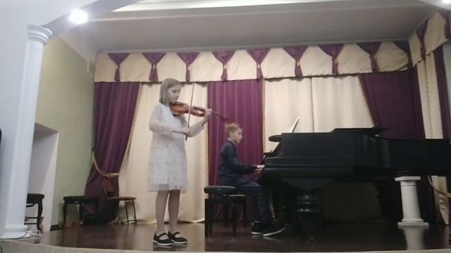 Дж.Люлли «Гавот» Гусева Э. и Гусев Е. смотреть онлайн