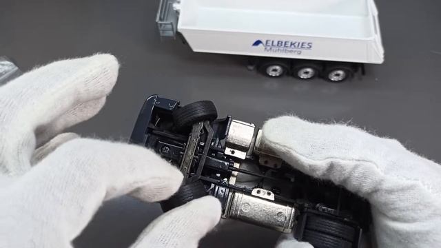 Mercedes Benz Actros.. Scale 1/50... CONRAD смотреть онлайн
