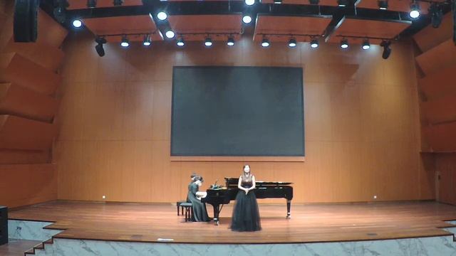 Le coucher du soleil from "Neuf Melodies irlandaises", Op. 2, No. 1 - Hector Berlioz смотреть онлайн