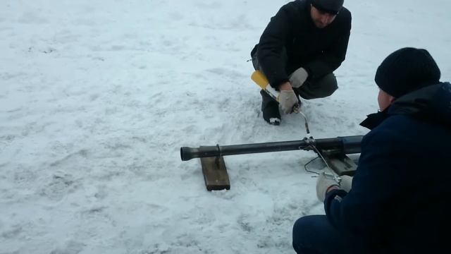 ПуВРД (Pulse jet engine) из водопроводных труб и прочей арматуры. Первый тест. смотреть онлайн