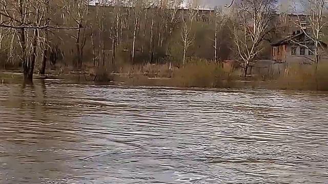 Нижний Тагил, паводок смотреть онлайн