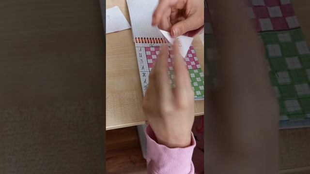 Распаковка Бумажных сюрпризов. **обмен подарками** смотреть онлайн