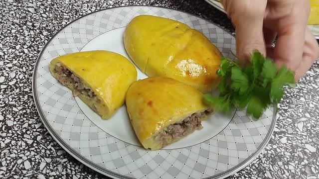 Картофельные пирожки с мясом в духовке (зразы) смотреть онлайн