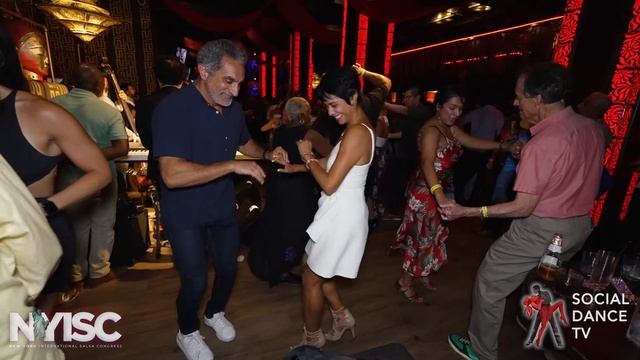 Bassem & Talia at Latin Mondays at Taj closing salsa party for the New York Int Salsa Congress 2023 смотреть онлайн