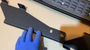 Пороги Нива Тревел. Легкие, прочные. Диаметр трубы 76 мм. Цвета матовые : серебристый и черный