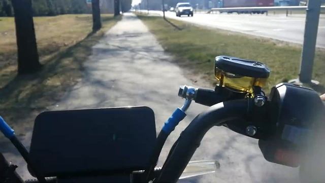 техуход едет на помощь/ ekologiskas transportas mieste смотреть онлайн