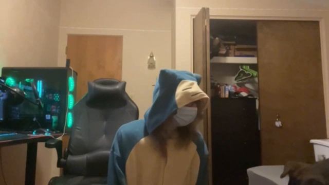 Femboy In Their Onesie смотреть онлайн