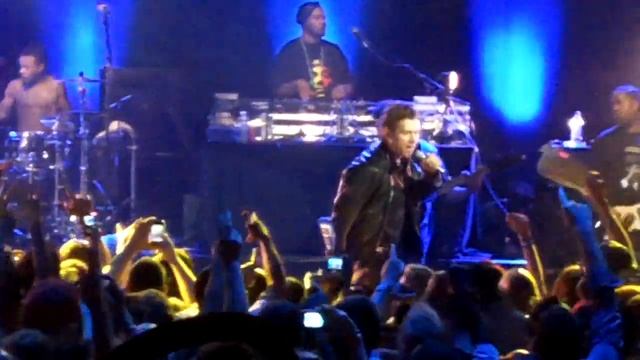 *NEW* Snoop Dogg & Damon Albarn (LIVE) смотреть онлайн