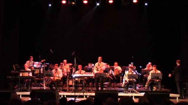 "A Feel Good" Golden Trumpet Jazz-Band смотреть онлайн