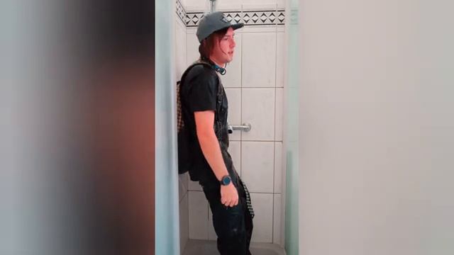 принял душ в одежде смотреть онлайн