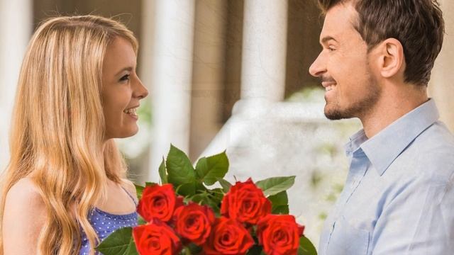 ВЕСНЫ ПРЕКРАСНЫЕ РАССВЕТЫ -слова вокал исполняет Любовь Кузнецова музыка И.И смотреть онлайн