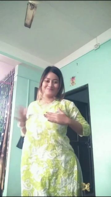 Housewife смотреть онлайн