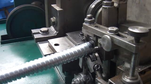 ID6mm to ID 150mm square lock flexible conduit machine for wire protection смотреть онлайн