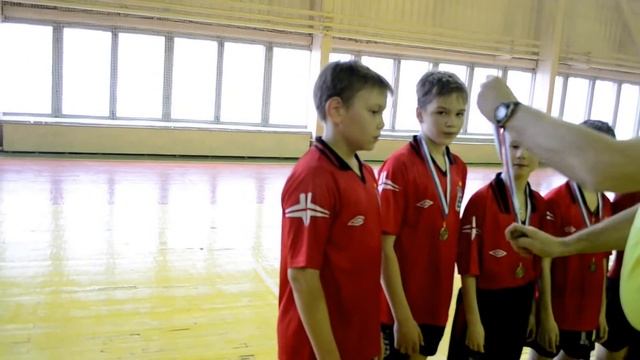 26.04.2015 - ДИНУР-1 - ЛИЦЕЙ - Награждение (2003 г.р. ФОК "Динур") смотреть онлайн