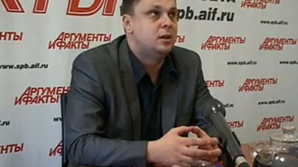 В гостях у spb.aif.ru дирижер Михаил Голиков