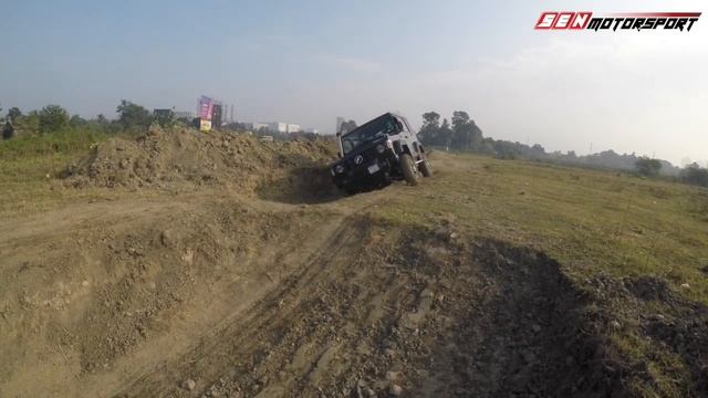 Off-roading with the Force Gurkha Xplorer 4x4 at New Town, Kolkata смотреть онлайн