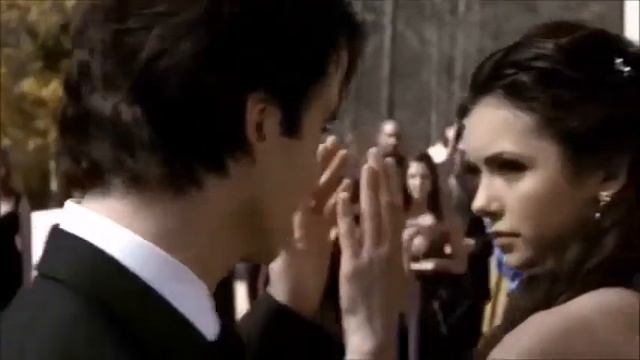 Деймон и Елена-Неделимое смотреть онлайн