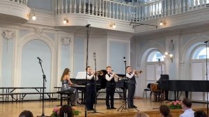 Трио Трубачей -«Хор охотников» из оперы «Волшебный стрелок» и  «Россини» из оперы «Вильгельм Телль»