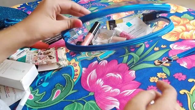 Cosa c'è nella mia pochette dei trucchi?💅💄 смотреть онлайн