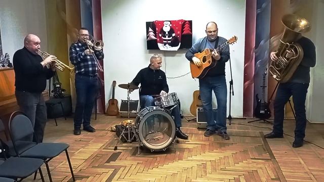 Оркестр Грайгора "ПАРНАС" Новорічна мелодія смотреть онлайн