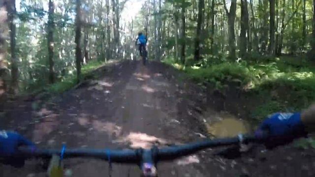 snowshoe bike park blue trail #YT jeffsy #gopro #fox смотреть онлайн
