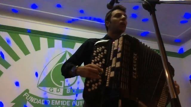 Luís Godinho - Fado do Sobreiro смотреть онлайн