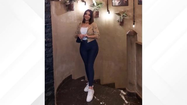🦋SARA🦋👗How to look like trendy plus size and curvy models 🤩👗Curvy plus size models👗 смотреть онлайн