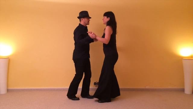 Salsa Rueda Hofheim - Enchufla Doble смотреть онлайн