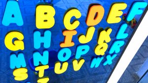 ABC song | Учим английский алфавит с цветными буквами