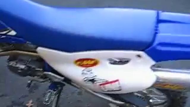 TTR 125 running with fmf pipe and a jetted carb смотреть онлайн