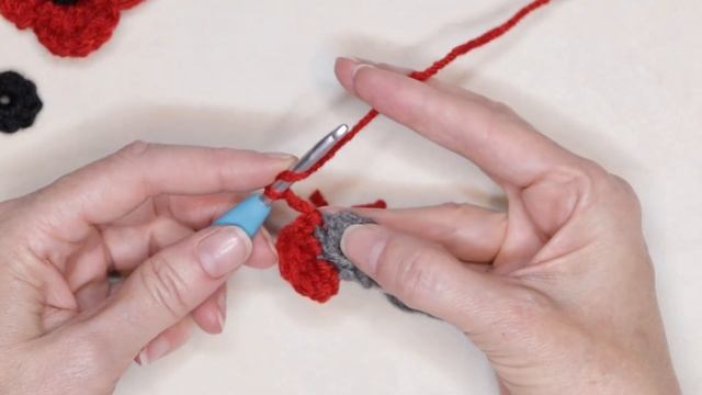 LEFT HANDED 5 Minute Crochet Poppy Pin Tutorial смотреть онлайн