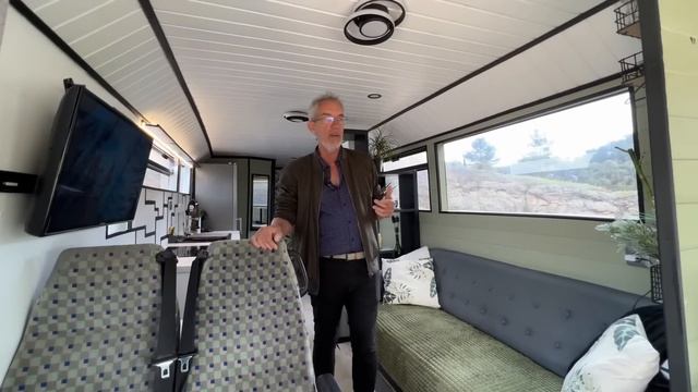 Aménager Un Bus à La Retraite En Moins De 100 Jours