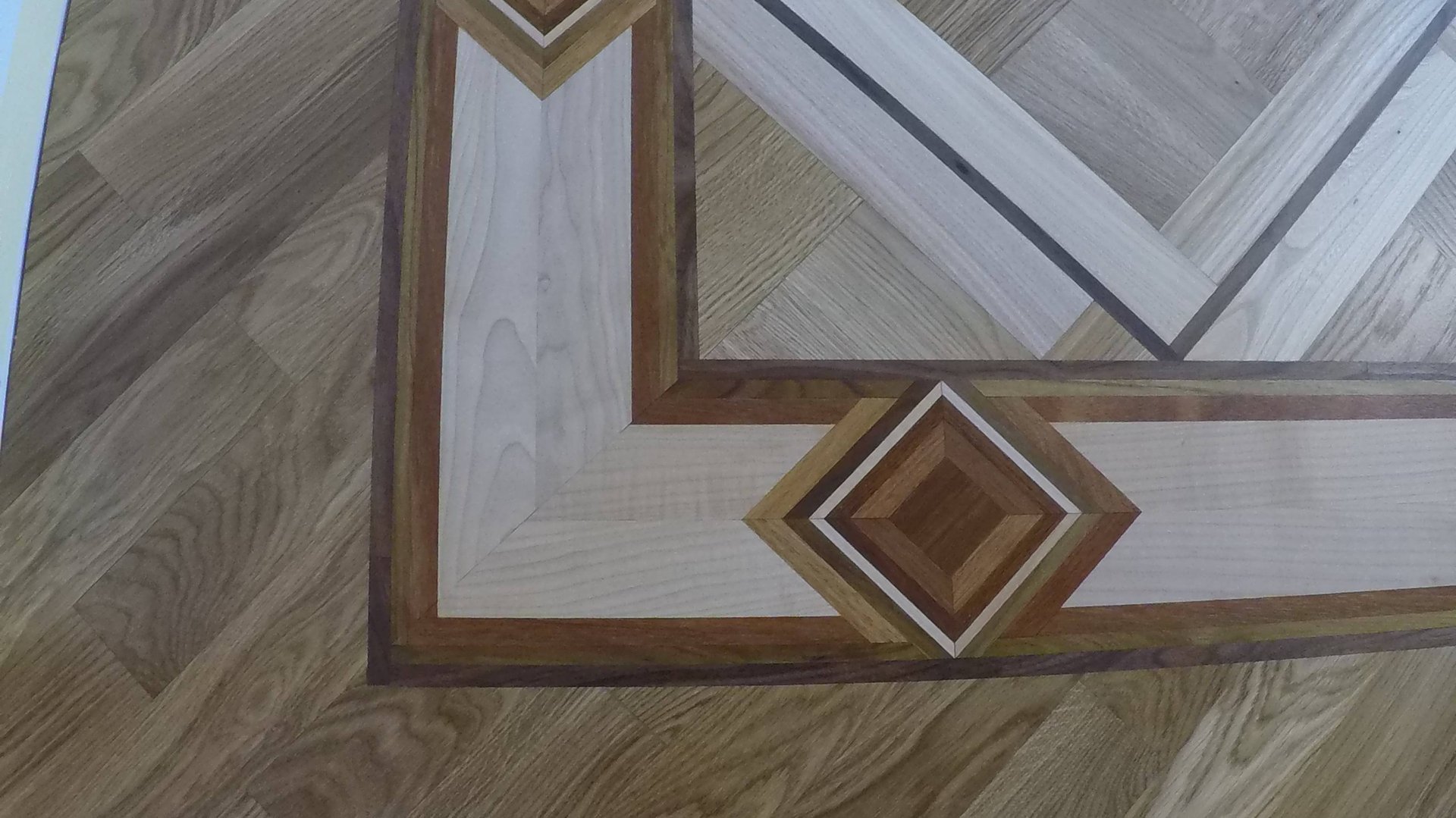 Как сделать широкий паркетный бордюр. смотреть онлайн