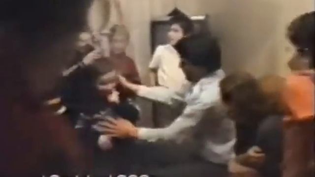 У Зухры всем радостно смотреть онлайн