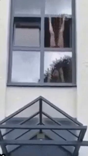 Магнитная щетка для мытья окон WinClean — оптимальное соотношение цены и качества shorts смотреть онлайн