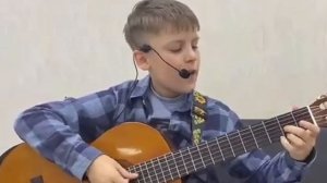 Песня «А волонтёры тоже устают».