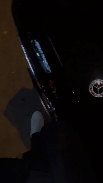 я так на тебя залип.🖤 #мерс #авто смотреть онлайн