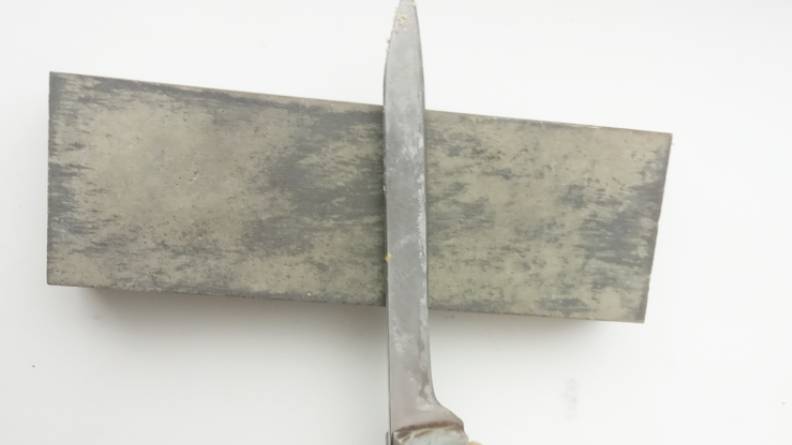 Заточка ножа на камне:  2 простых правила