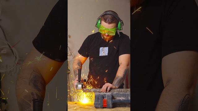 ⚡Какая УШМ ЛУЧШЕ?? Аккумуляторная🔋vs Электрическая? смотреть онлайн