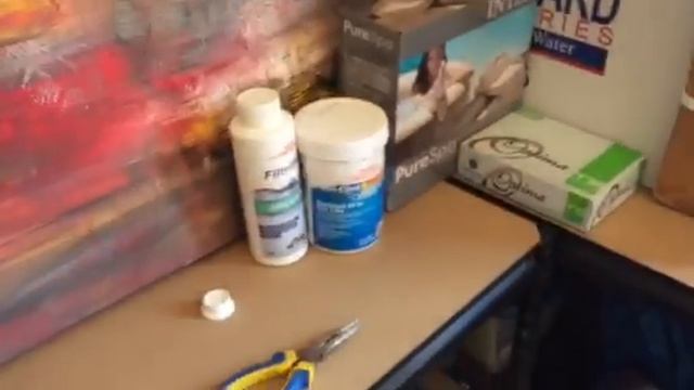 WHAT CHEMICALS SHOULD I USE IN MY (Lay-Z Spa - Bestway) PORTABLE HOT TUB REVIEW смотреть онлайн